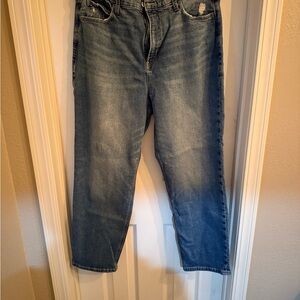 Old Navy Women’s Boyfriend Extra High Rise Jeans in Light Blue